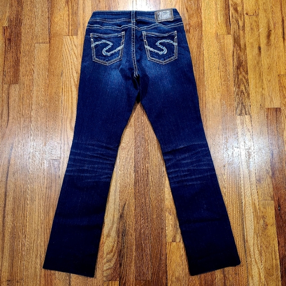 Silver Suki Baby Boot size 28 inseam 31 Dark Wash - Picture 3 of 12